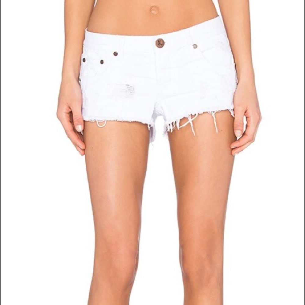 One x Oneteaspoon Beauty Bonitas Short in White Beauty